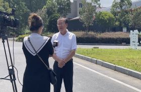 ob欧宝·体育集团副总裁李辉华接受记者采访 ，尽ob欧宝·体育之责，确保九江市的稳保供工作